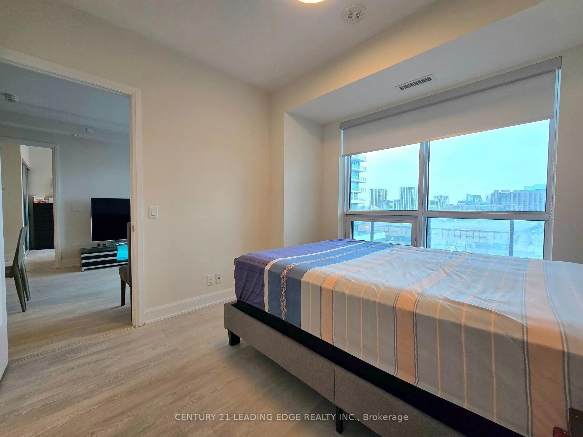 Photo 10 of Unit 506, 18 Water Walk Drive, Markham, Unionville — HOMEH