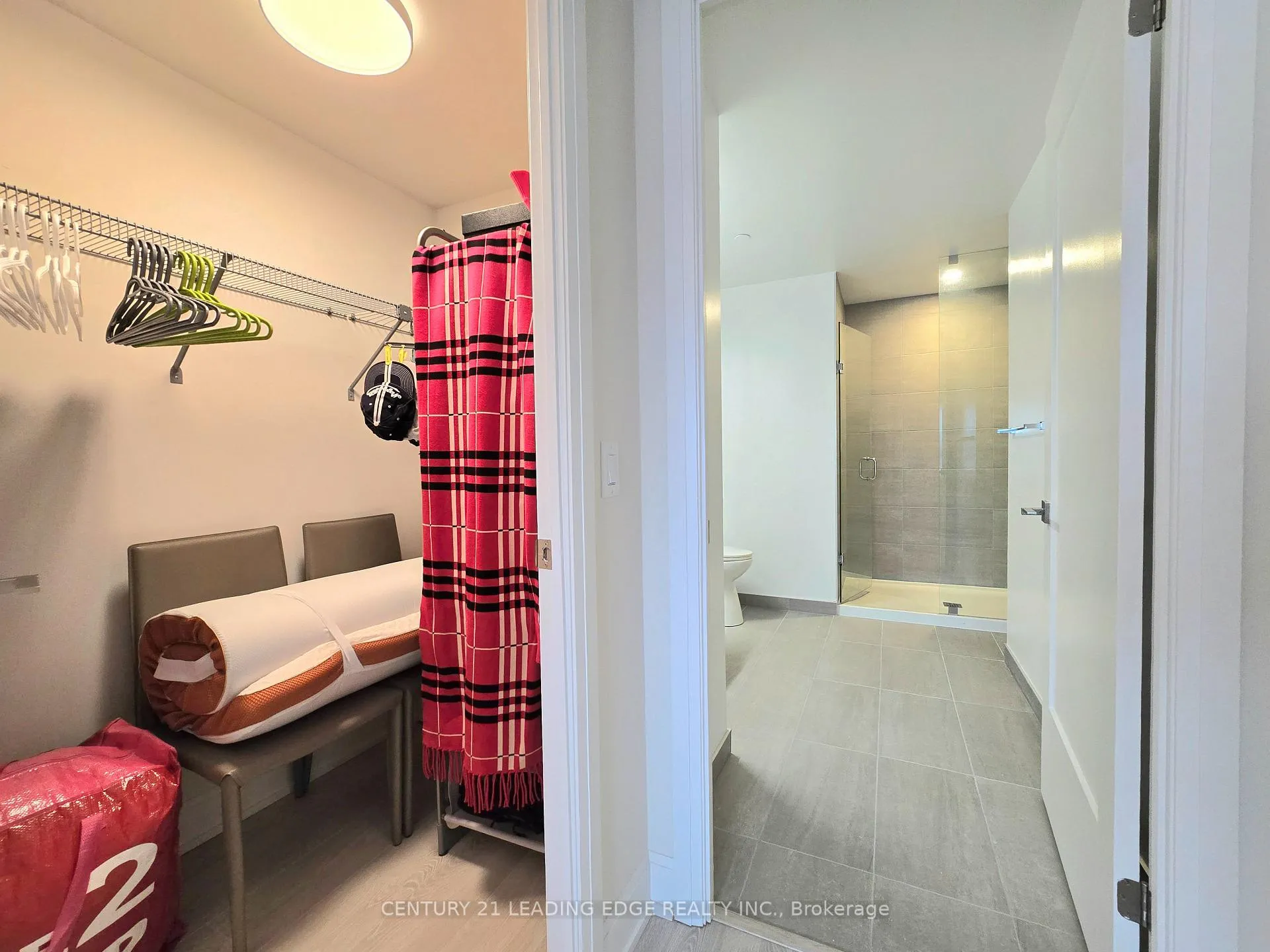 Photo 11 of Unit 506, 18 Water Walk Drive, Markham, Unionville — HOMEH