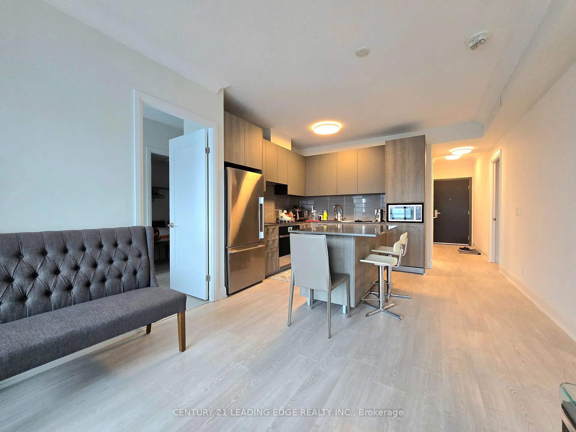 Photo 16 of Unit 506, 18 Water Walk Drive, Markham, Unionville — HOMEH