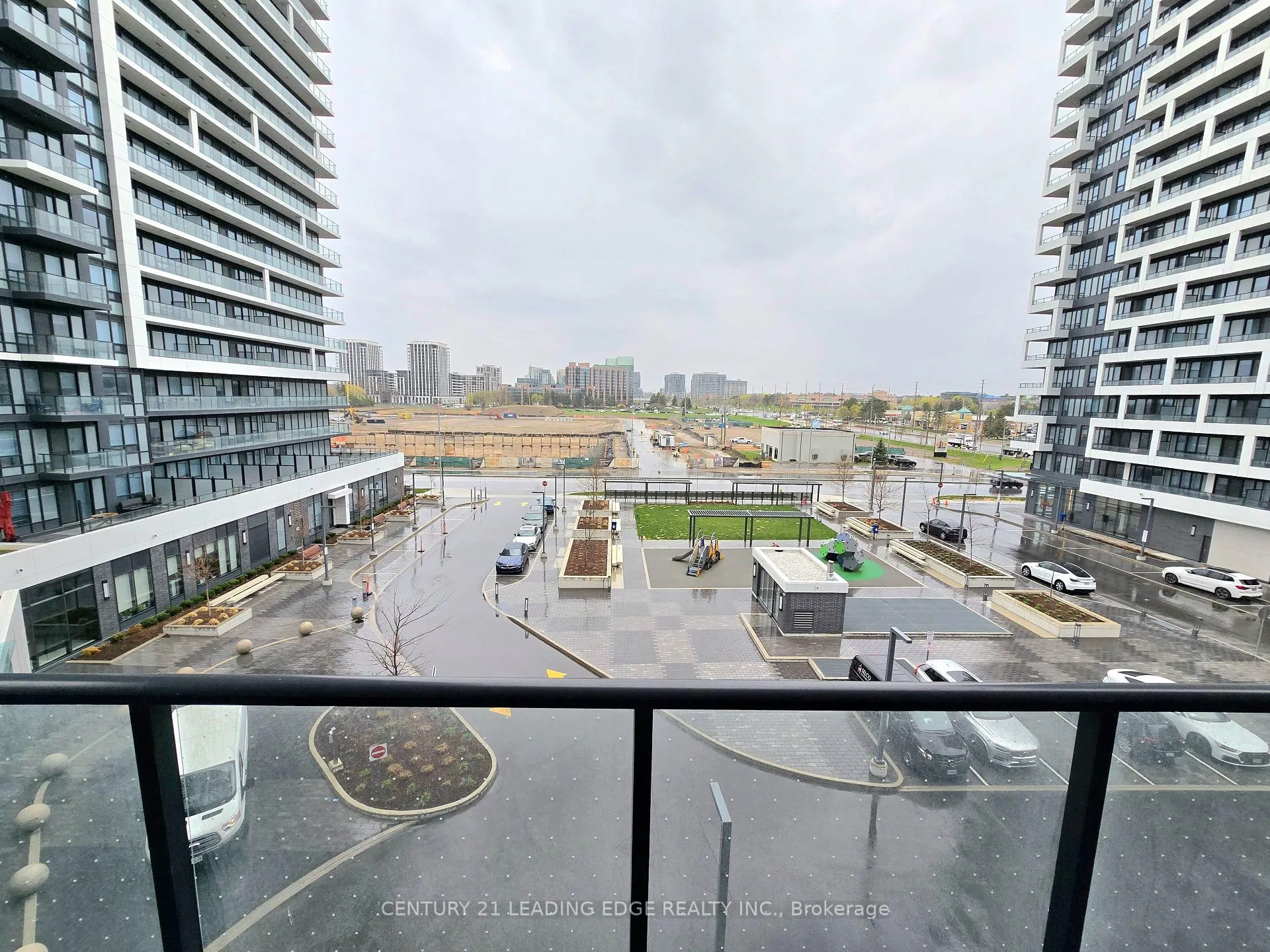Photo 17 of Unit 506, 18 Water Walk Drive, Markham, Unionville — HOMEH