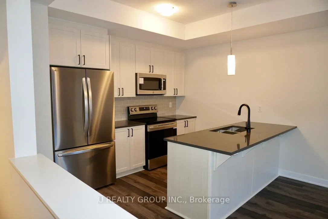 Photo 6 of 634 Corporal Private, Ottawa, Blossom Park/Kemp Park/Findlay Creek — HOMEH