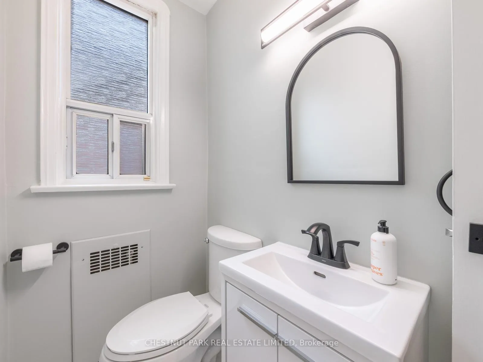 Photo 6 of 27 Elm Ridge Drive, Toronto, Forest Hill North — HOMEH
