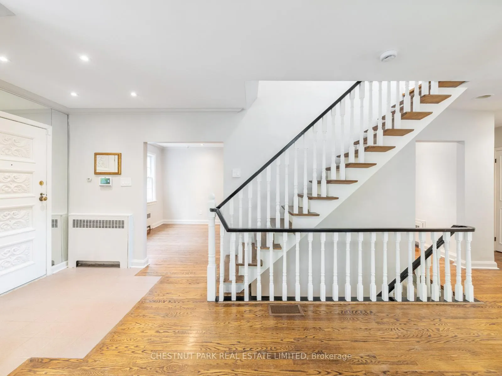 Photo 8 of 27 Elm Ridge Drive, Toronto, Forest Hill North — HOMEH