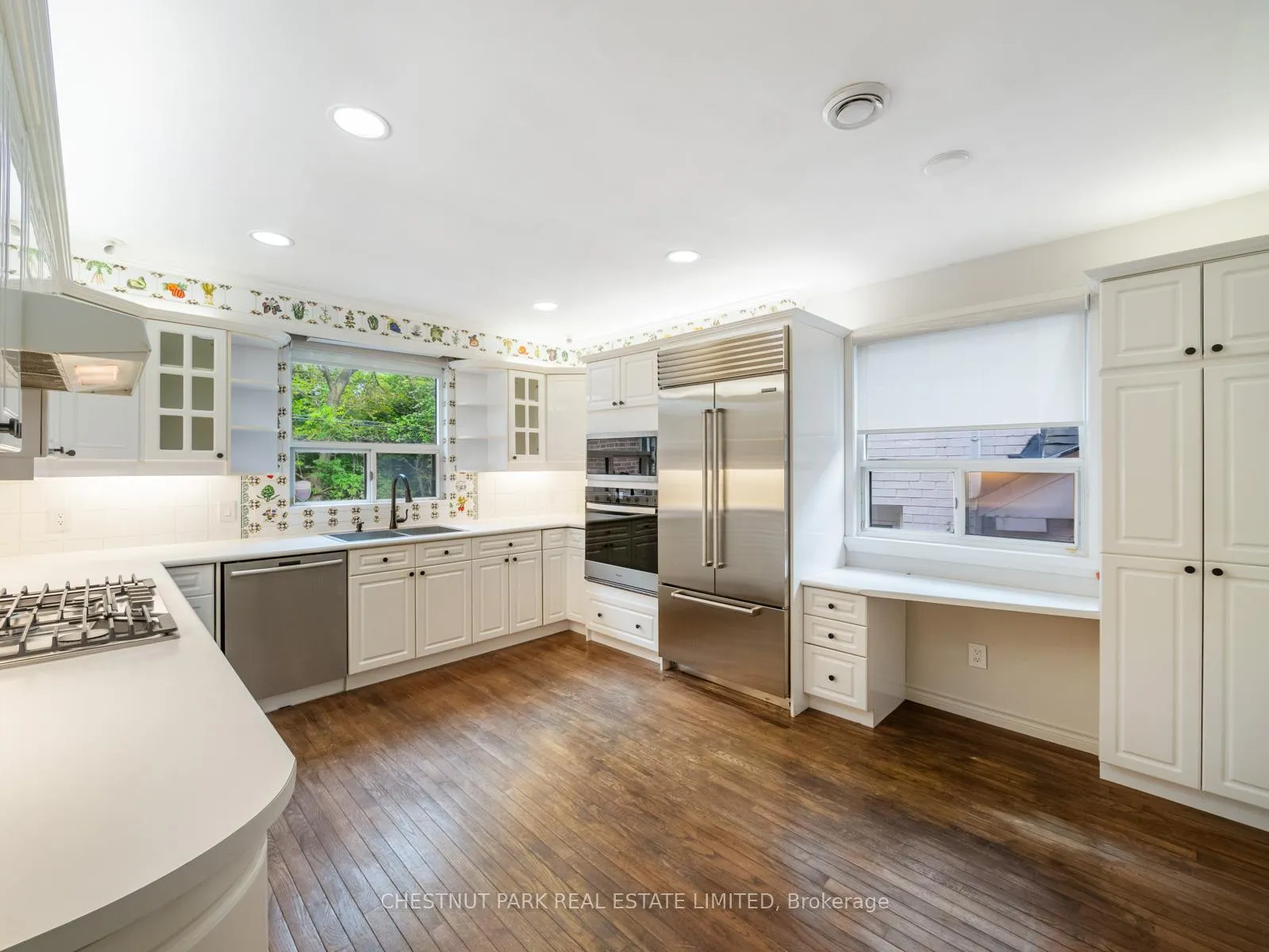Photo 9 of 27 Elm Ridge Drive, Toronto, Forest Hill North — HOMEH