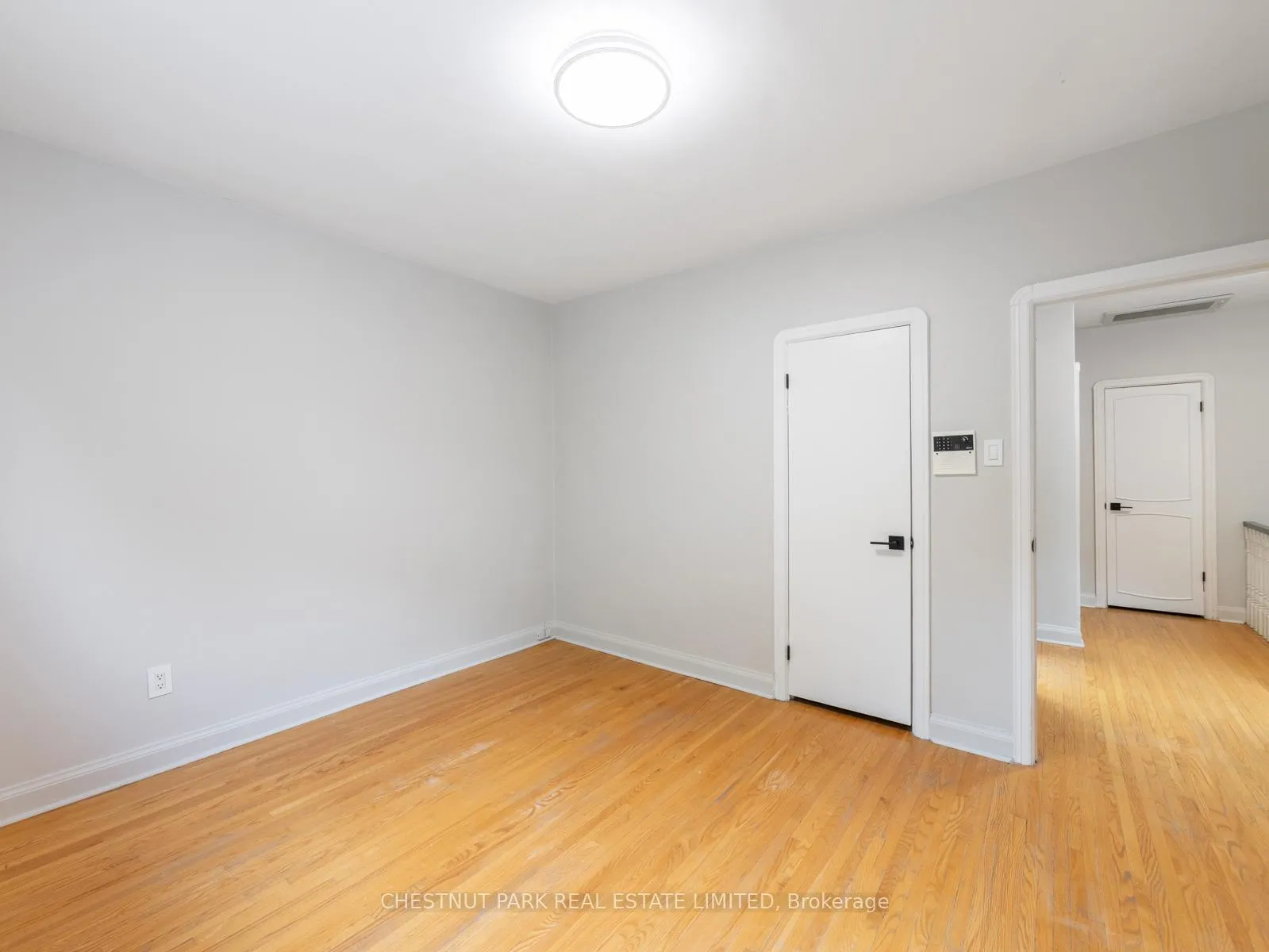 Photo 22 of 27 Elm Ridge Drive, Toronto, Forest Hill North — HOMEH