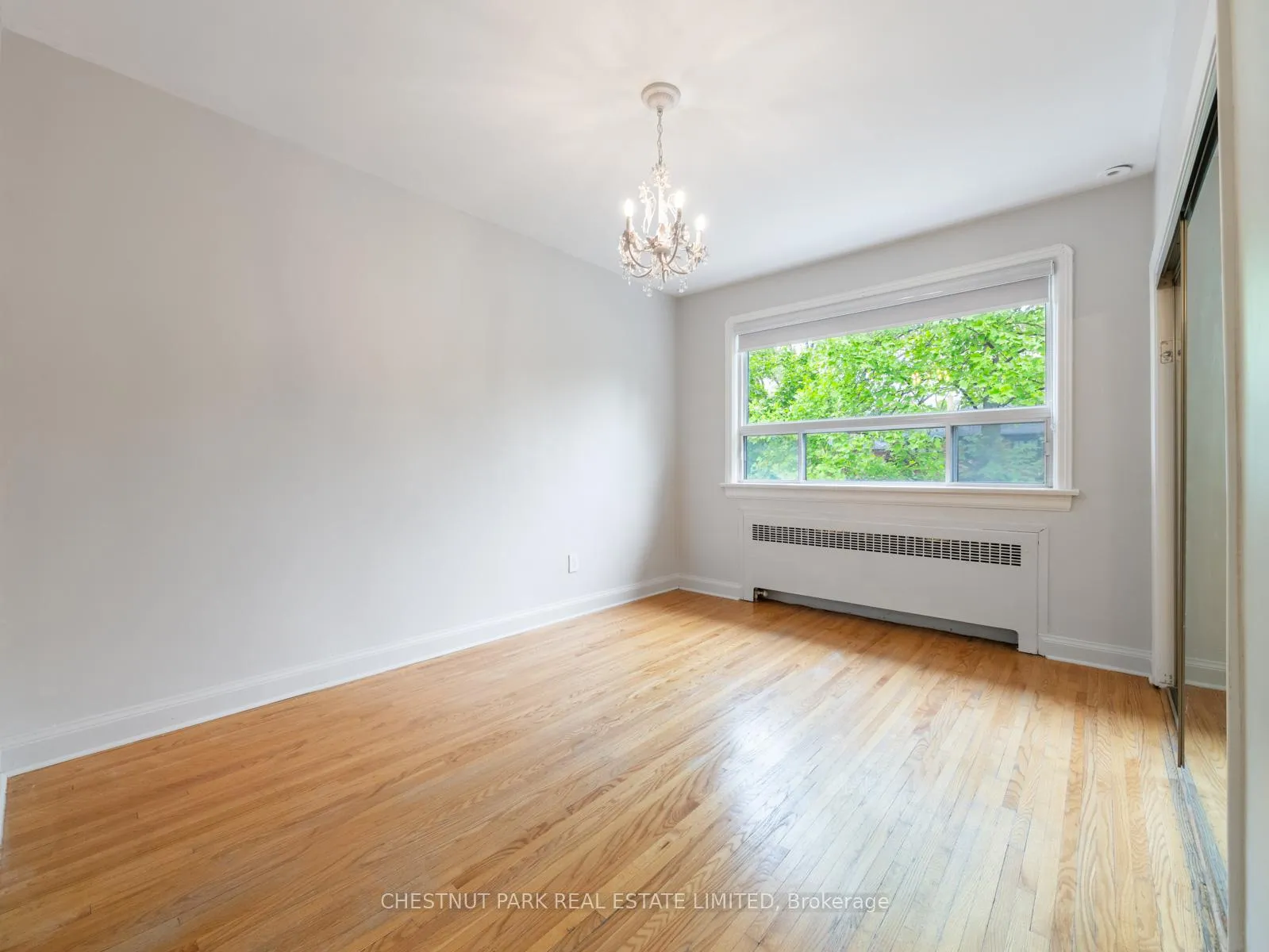 Photo 23 of 27 Elm Ridge Drive, Toronto, Forest Hill North — HOMEH