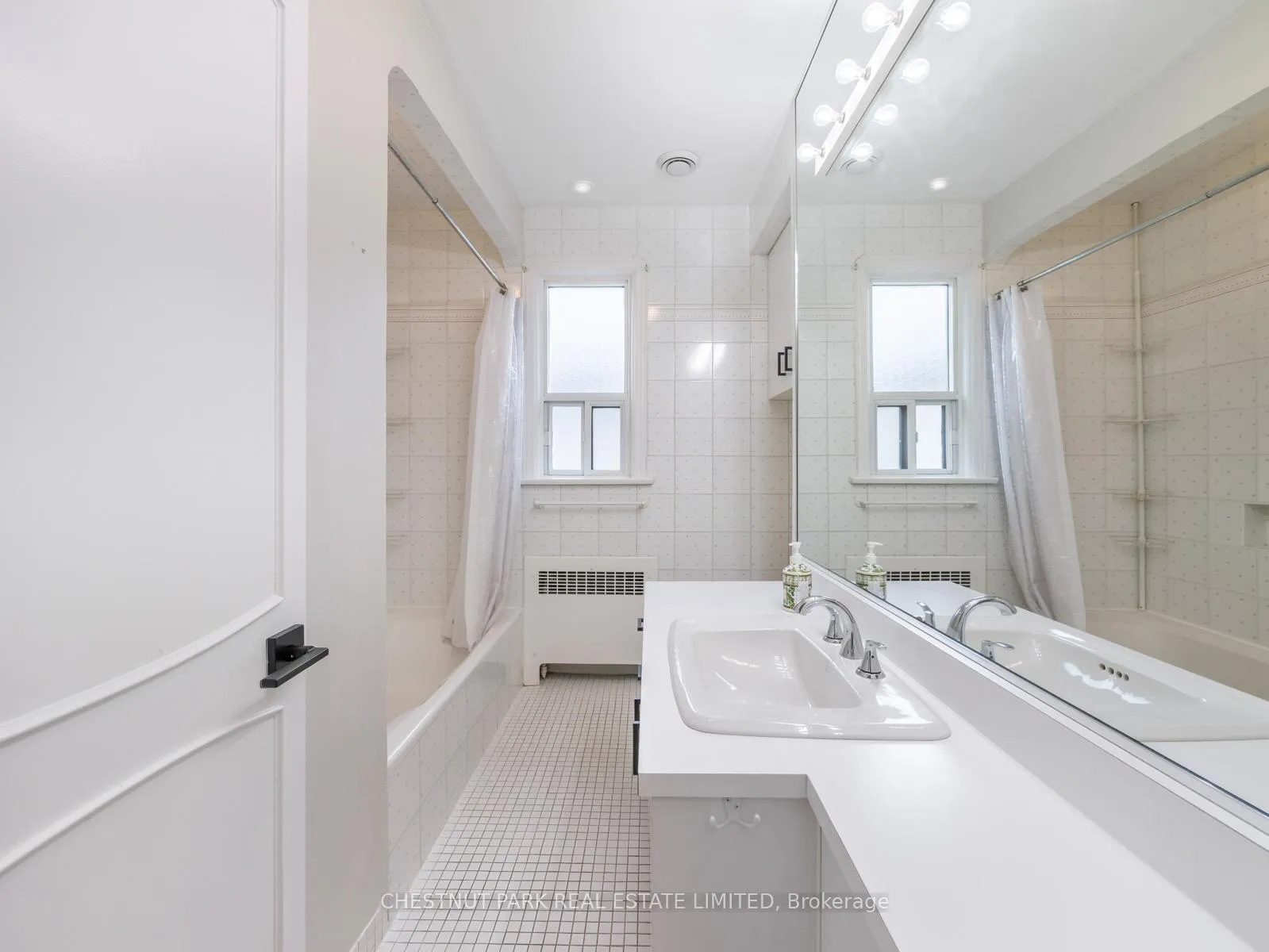 Photo 25 of 27 Elm Ridge Drive, Toronto, Forest Hill North — HOMEH