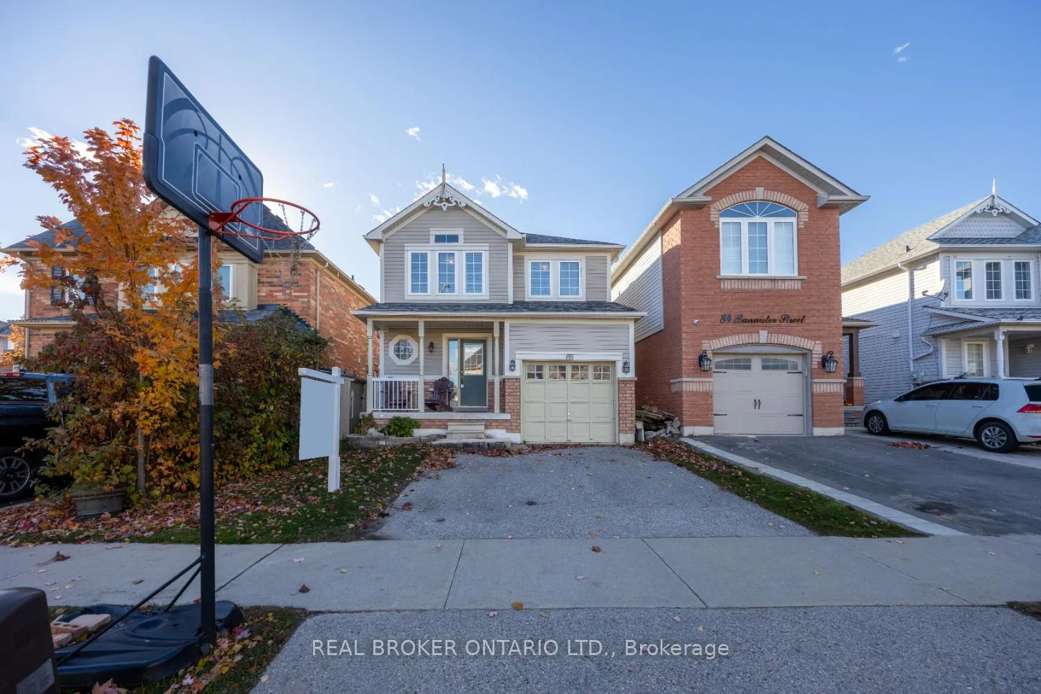 Photo 4 of 88 Bannister Street, Clarington, Bowmanville — HOMEH