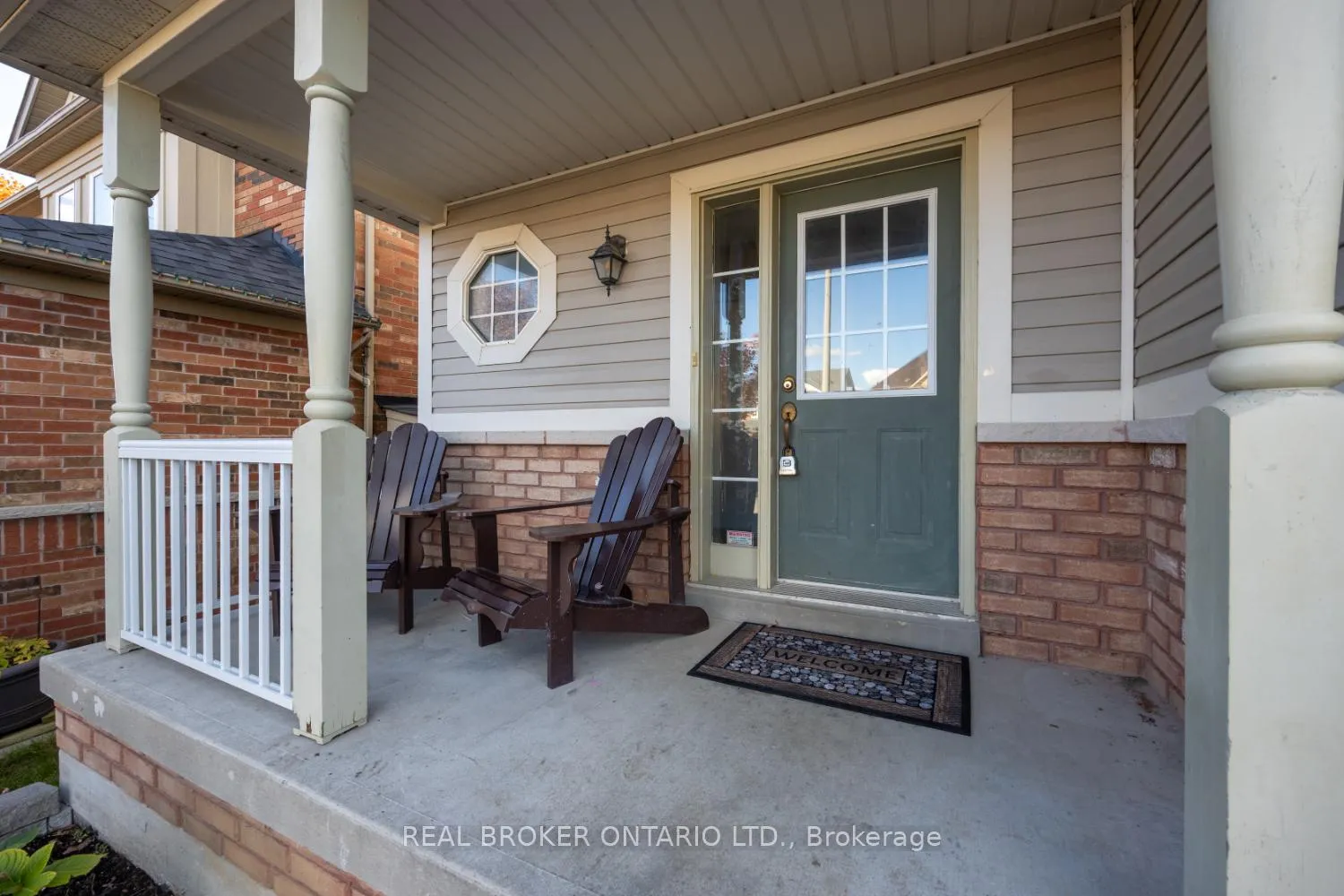 Photo 5 of 88 Bannister Street, Clarington, Bowmanville — HOMEH