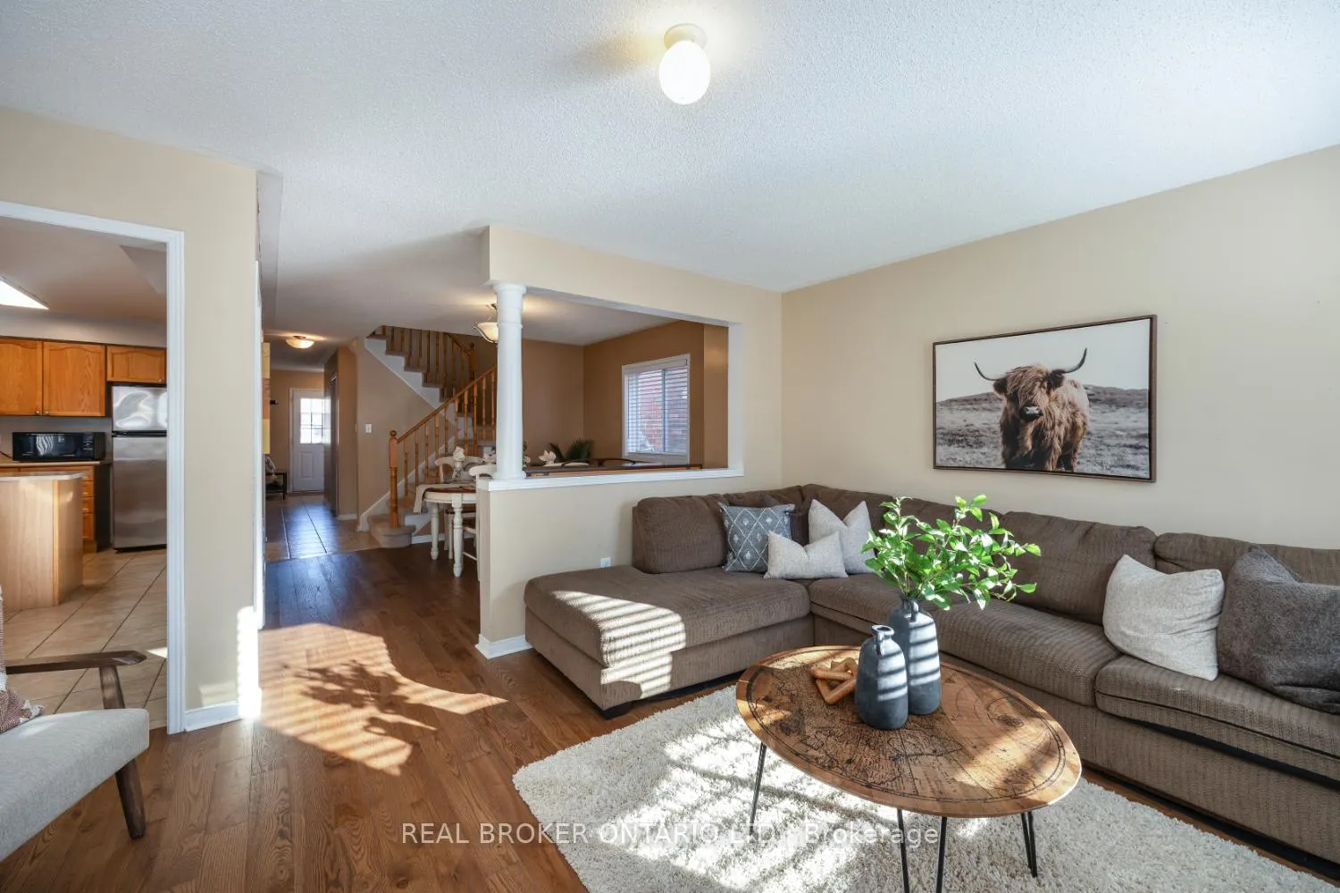 Photo 12 of 88 Bannister Street, Clarington, Bowmanville — HOMEH
