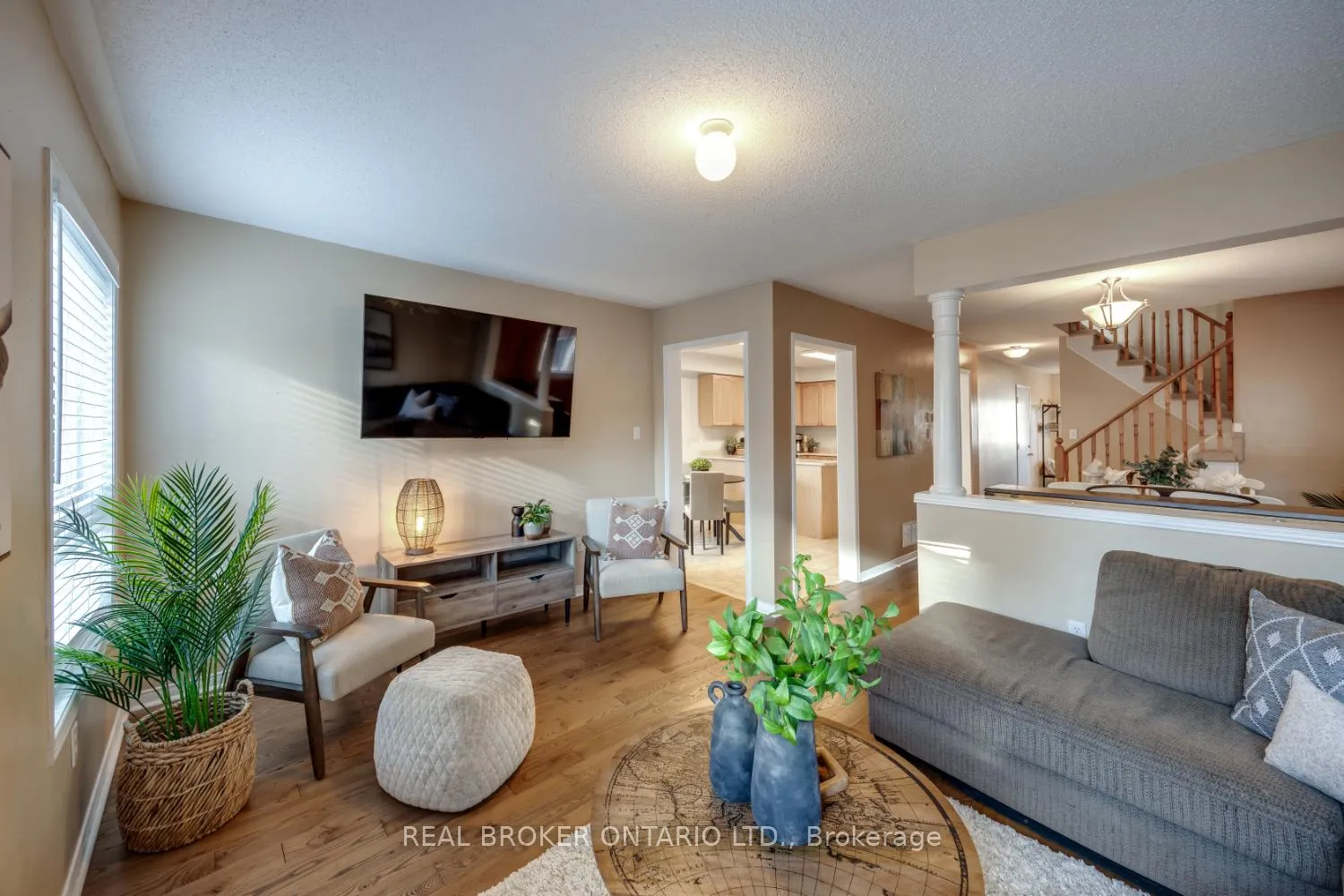 Photo 13 of 88 Bannister Street, Clarington, Bowmanville — HOMEH