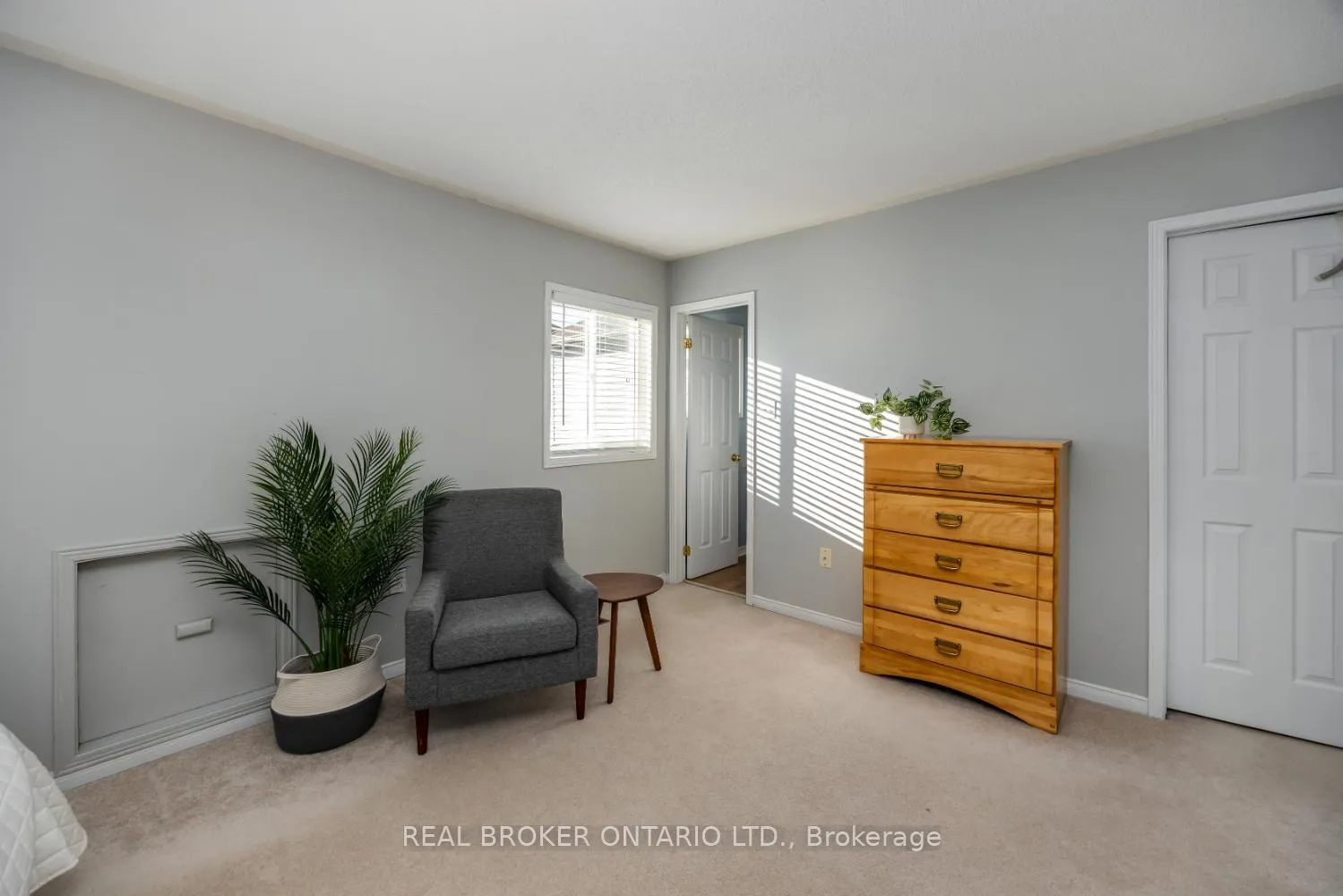 Photo 20 of 88 Bannister Street, Clarington, Bowmanville — HOMEH