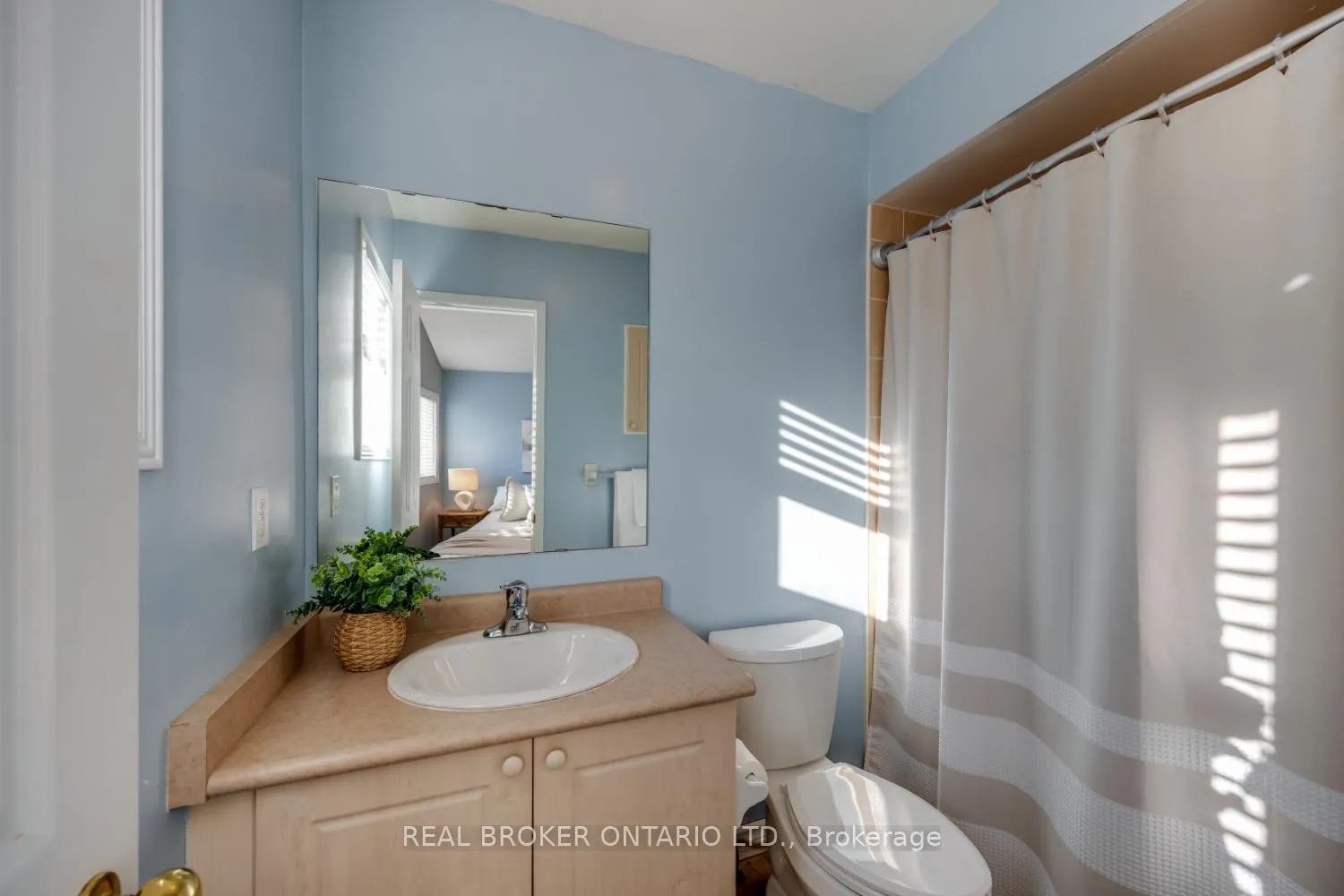 Photo 21 of 88 Bannister Street, Clarington, Bowmanville — HOMEH