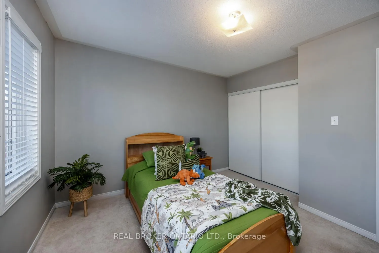 Photo 26 of 88 Bannister Street, Clarington, Bowmanville — HOMEH