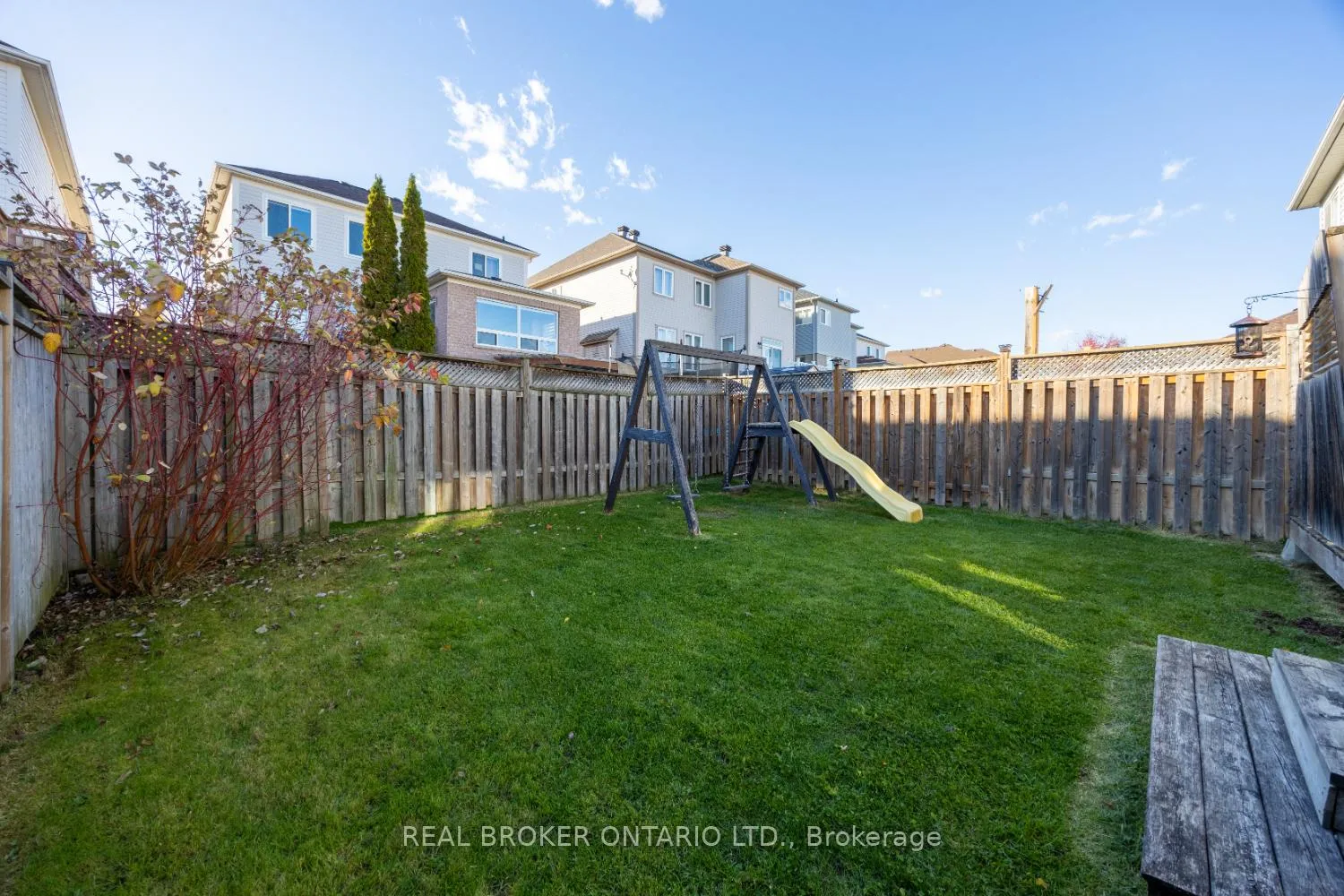 Photo 34 of 88 Bannister Street, Clarington, Bowmanville — HOMEH