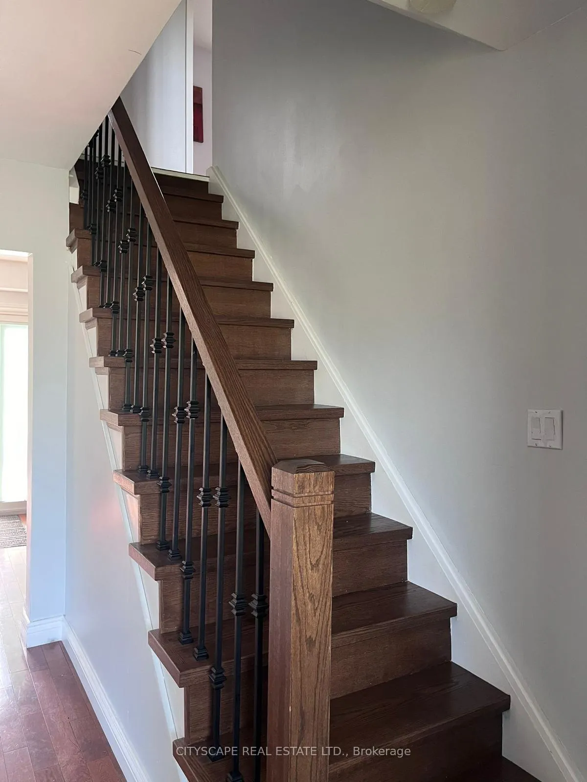 Photo 5 of 1173 Lisgar Avenue, Oshawa, Donevan — HOMEH