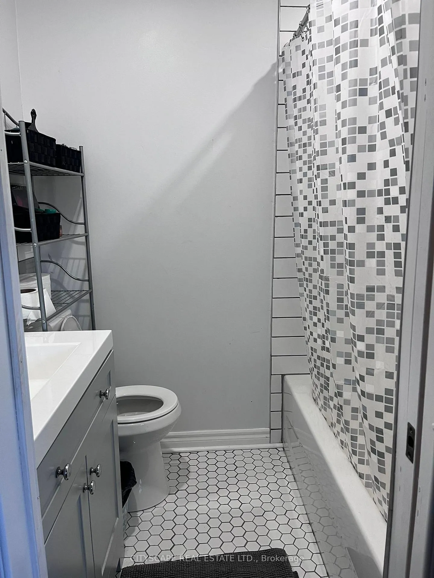 Photo 12 of 1173 Lisgar Avenue, Oshawa, Donevan — HOMEH