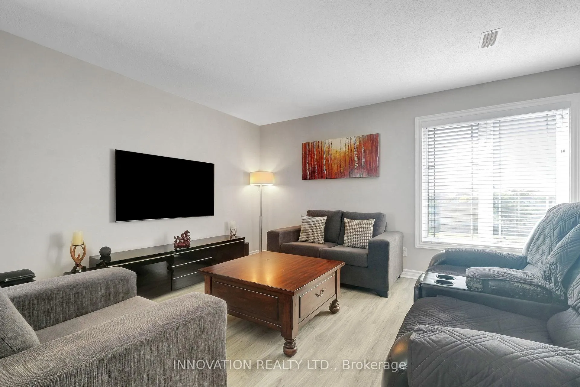 Photo 6 of Unit 49, 507 B Chapman Mills Drive, Ottawa, Barrhaven - Strandherd — HOMEH