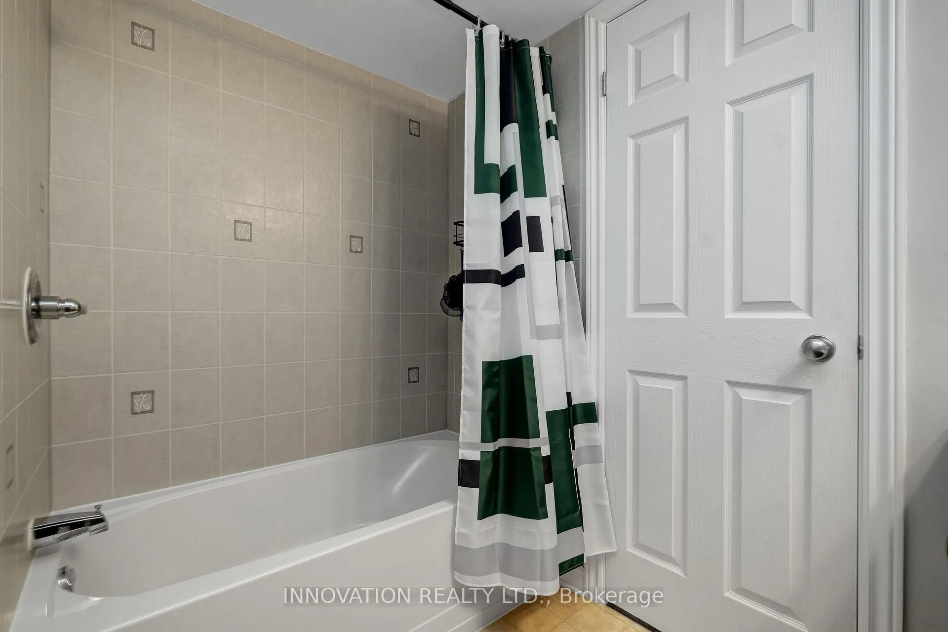 Photo 34 of Unit 49, 507 B Chapman Mills Drive, Ottawa, Barrhaven - Strandherd — HOMEH