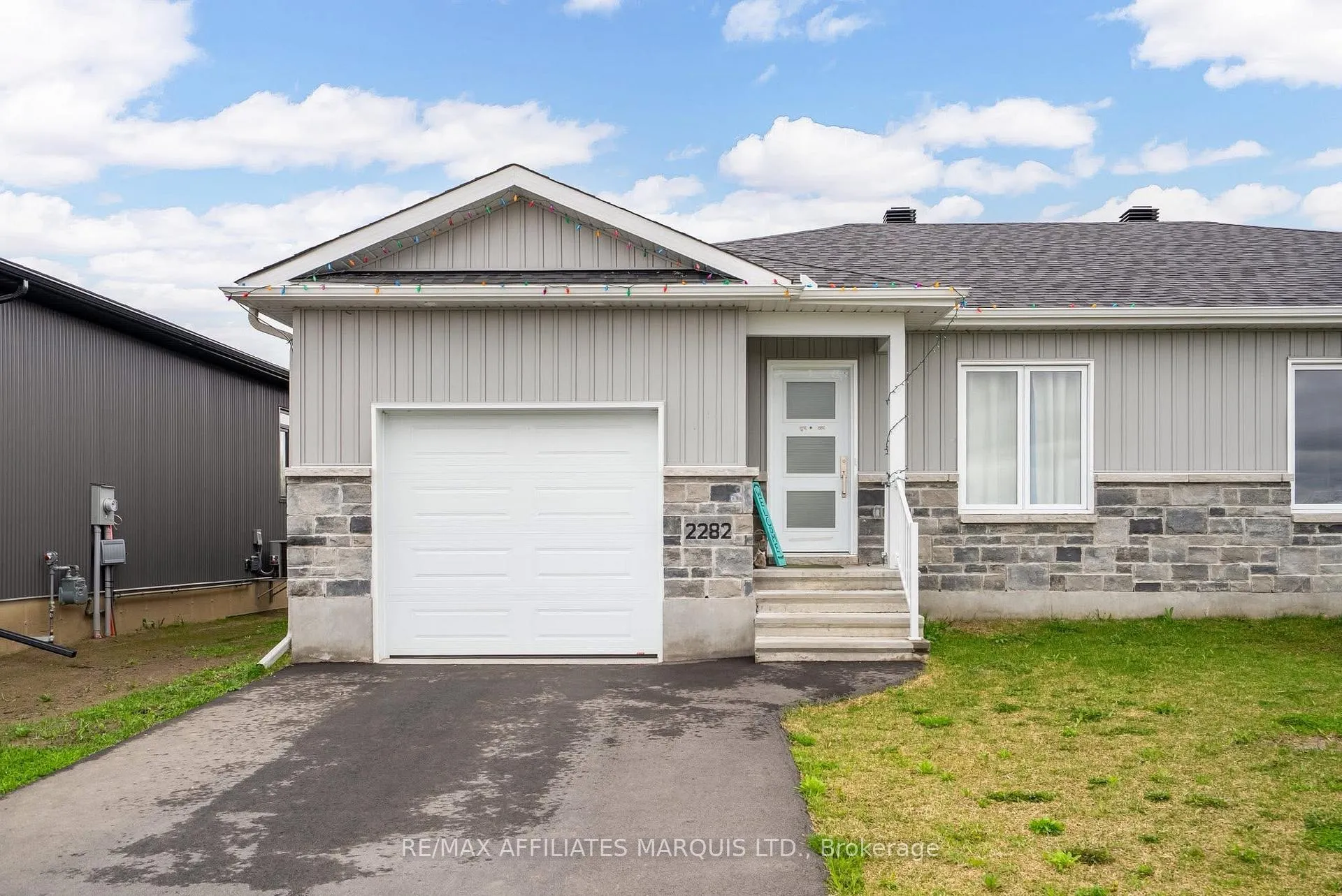 Front of 2282 Crewson Court