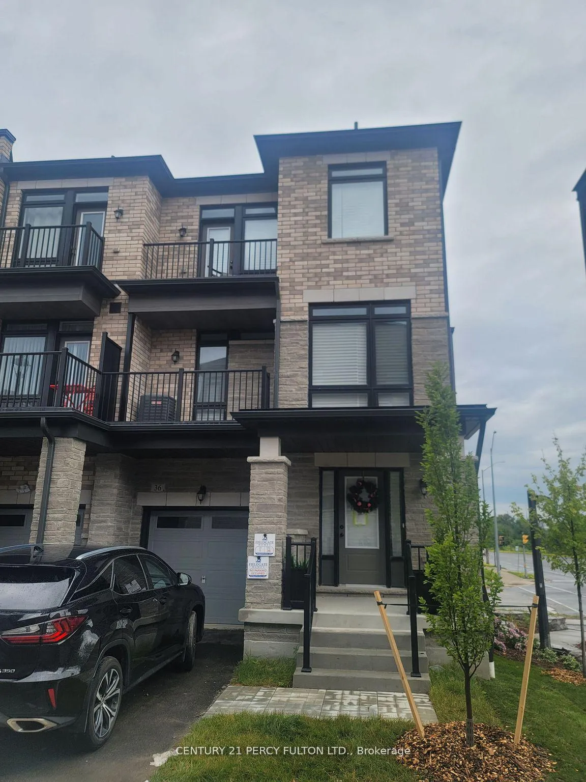 Photo 2 of 36 Lord Drive, Ajax, South East — HOMEH