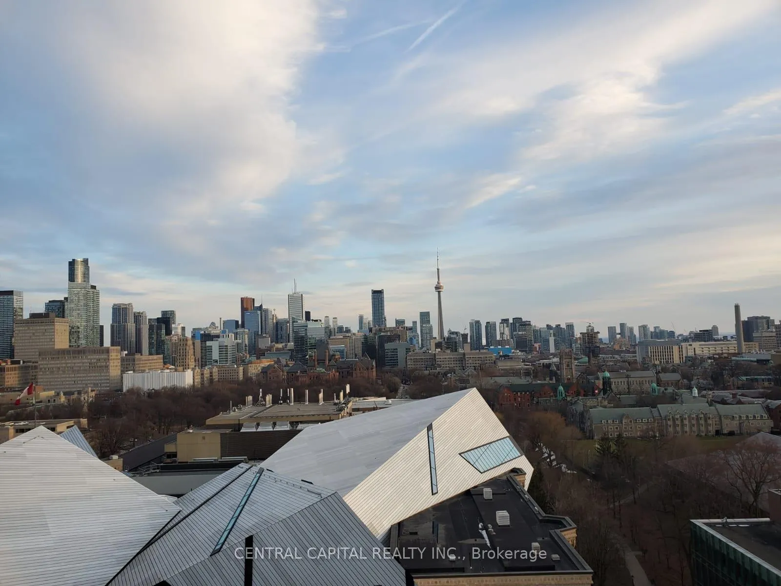 Photo of Unit 1501, 200 Bloor Street W