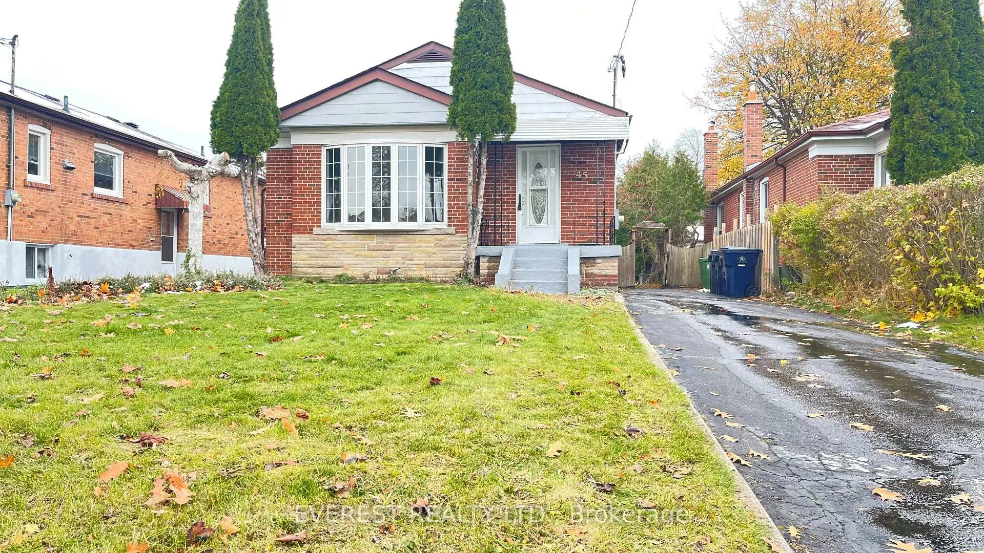 Front of 45 Kilgreggan Crescent
