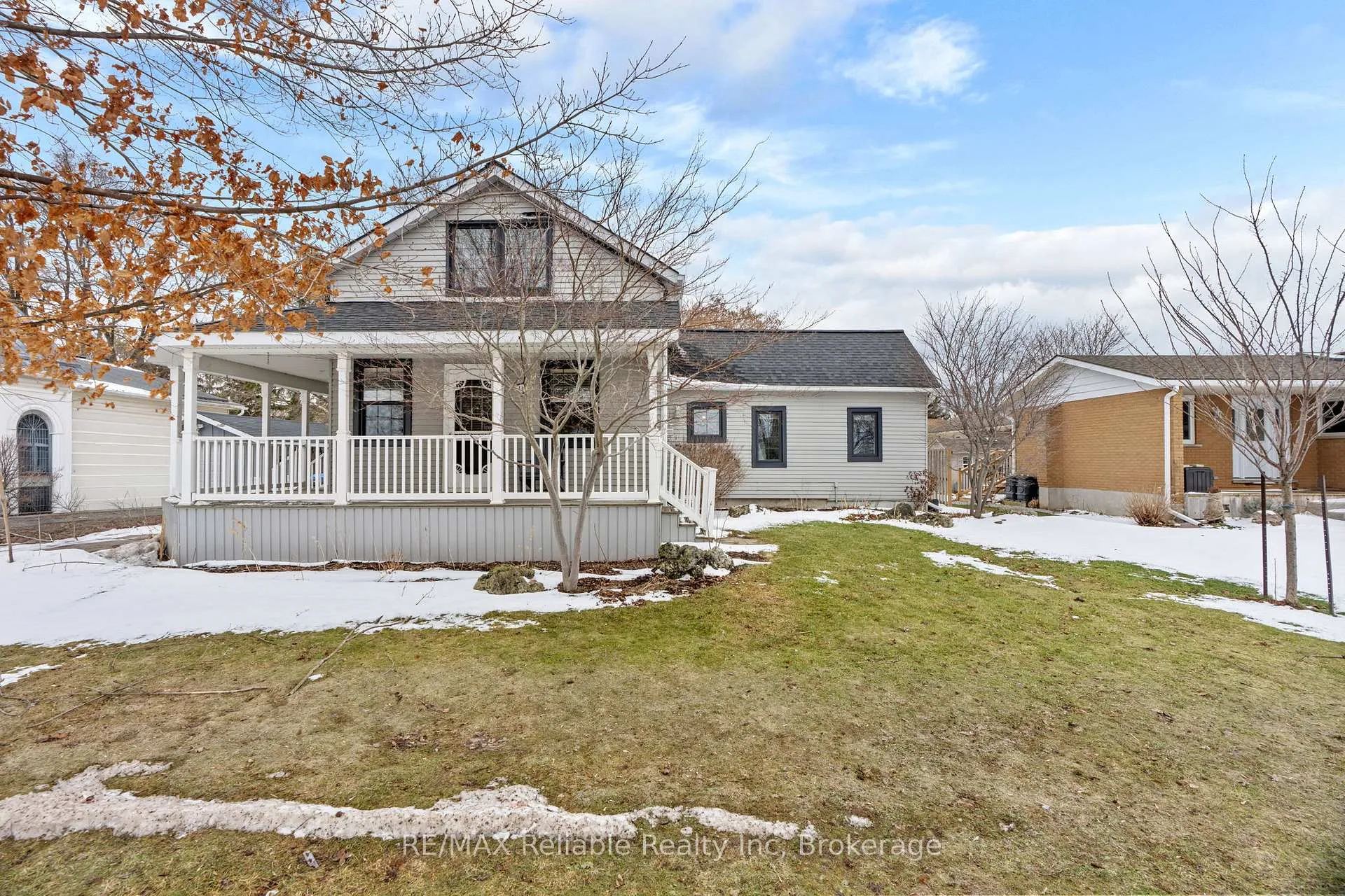 Photo 3 of 140 Orchard Street, South Huron, Exeter — HOMEH