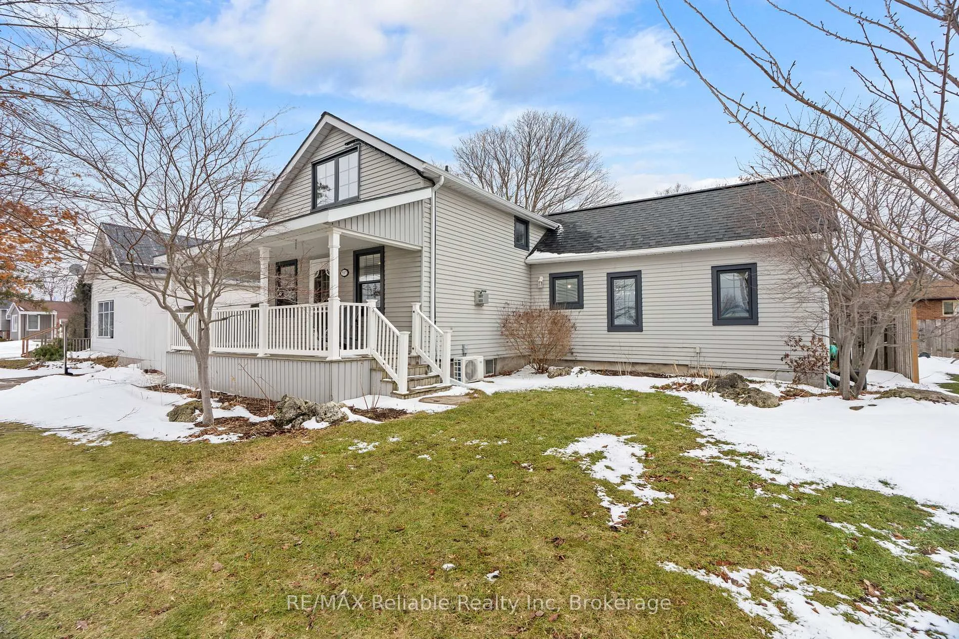 Photo 4 of 140 Orchard Street, South Huron, Exeter — HOMEH