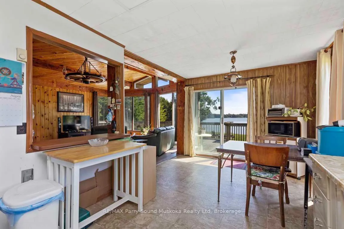 Photo 15 of 122 Grey Owl Road, McKellar — HOMEH