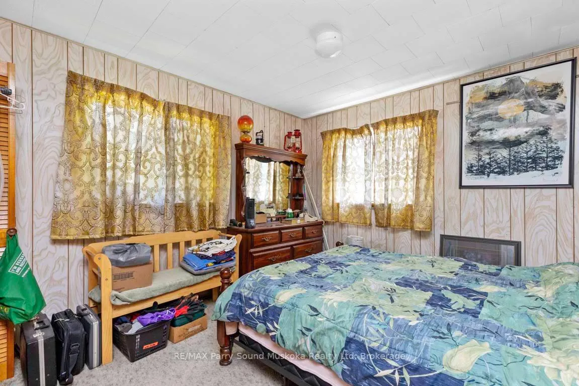 Photo 16 of 122 Grey Owl Road, McKellar — HOMEH