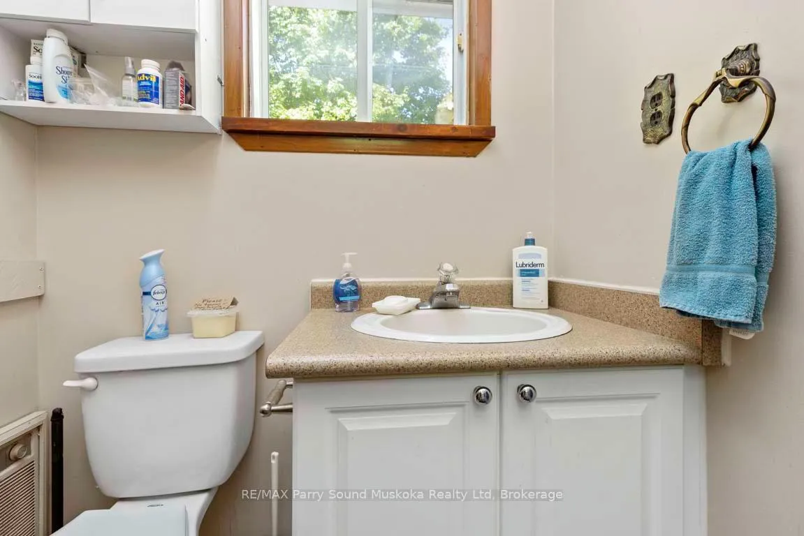 Photo 18 of 122 Grey Owl Road, McKellar — HOMEH