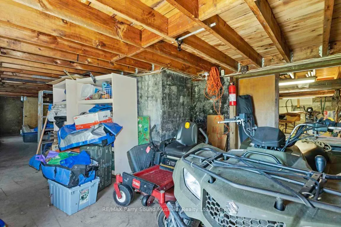 Photo 20 of 122 Grey Owl Road, McKellar — HOMEH