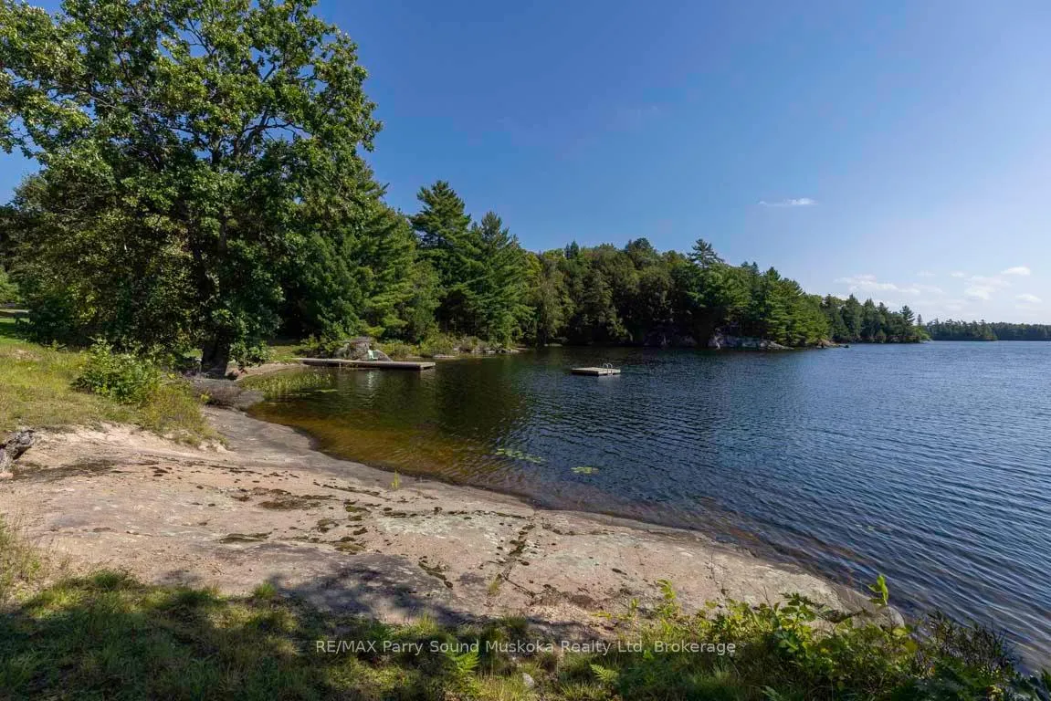 Photo 25 of 122 Grey Owl Road, McKellar — HOMEH