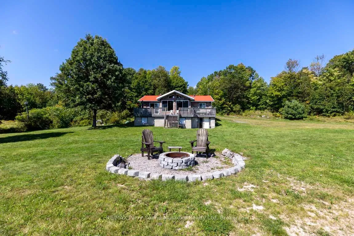 Photo 26 of 122 Grey Owl Road, McKellar — HOMEH