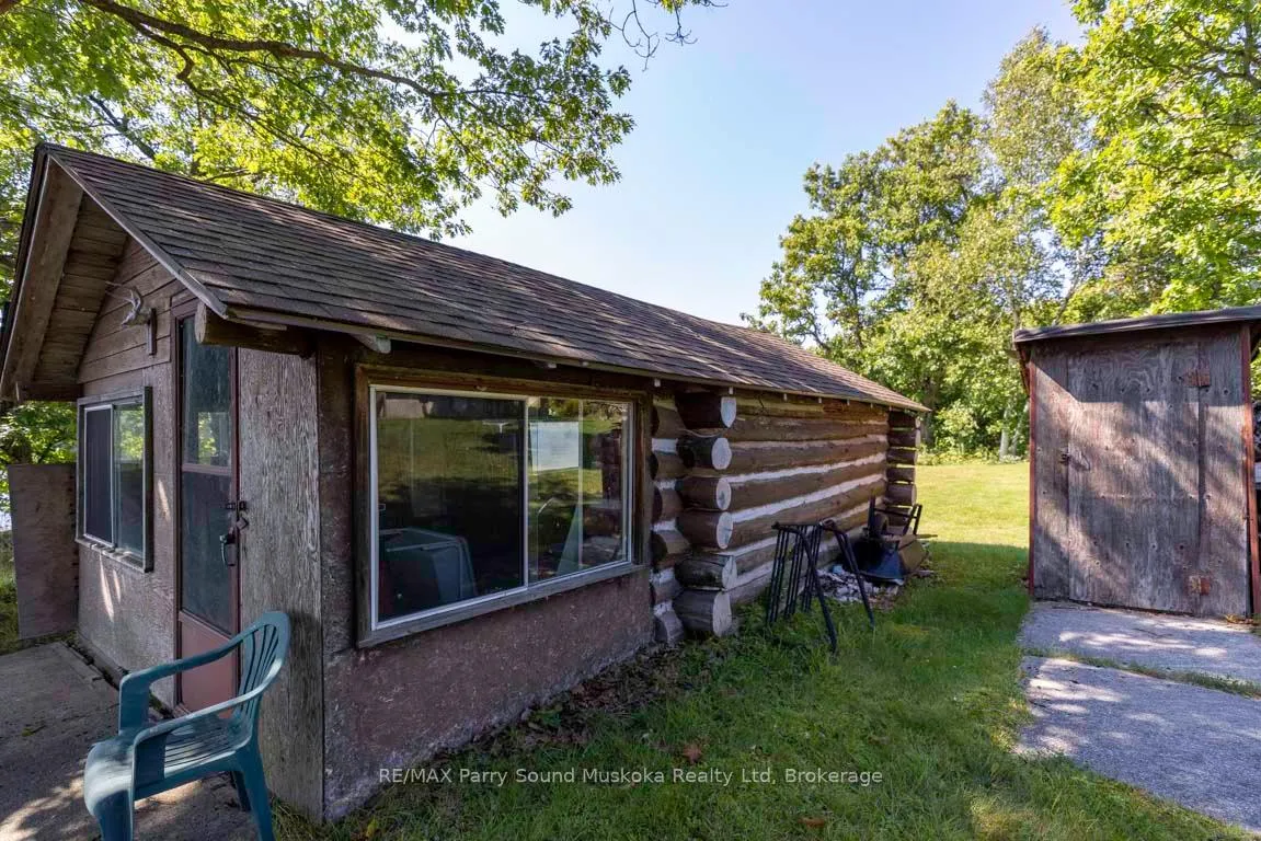 Photo 35 of 122 Grey Owl Road, McKellar — HOMEH