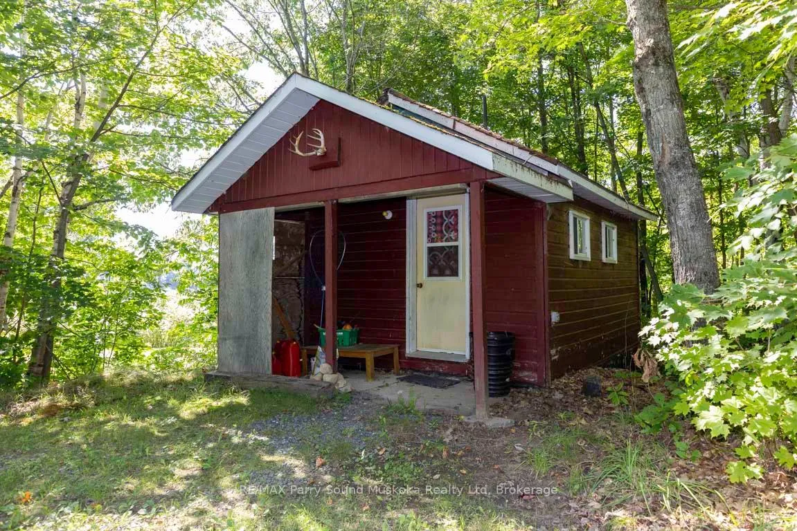 Photo 36 of 122 Grey Owl Road, McKellar — HOMEH