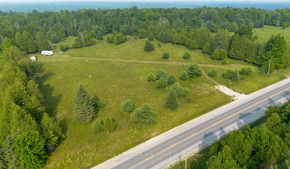 Photo 4 of 6074 Highway 511 Road, Lanark Highlands, Lanark Highlands (Lanark) Twp — HOMEH