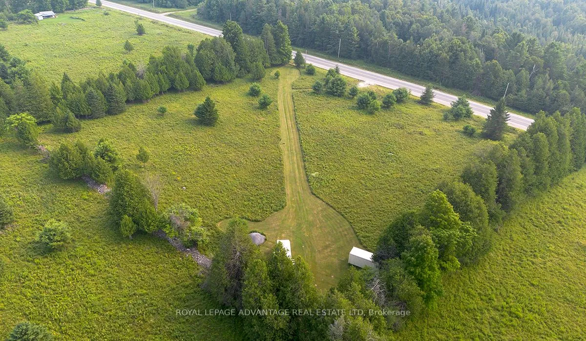 Photo 11 of 6074 Highway 511 Road, Lanark Highlands, Lanark Highlands (Lanark) Twp — HOMEH