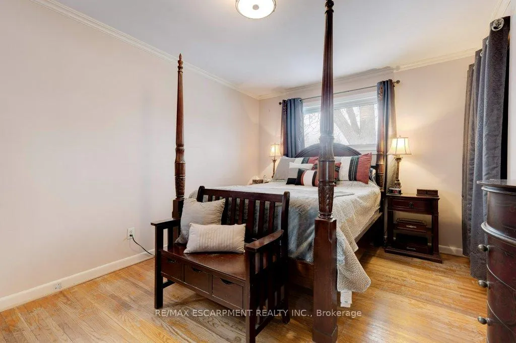 Photo 14 of 139 West 3rd Street, Hamilton, Bonnington — HOMEH