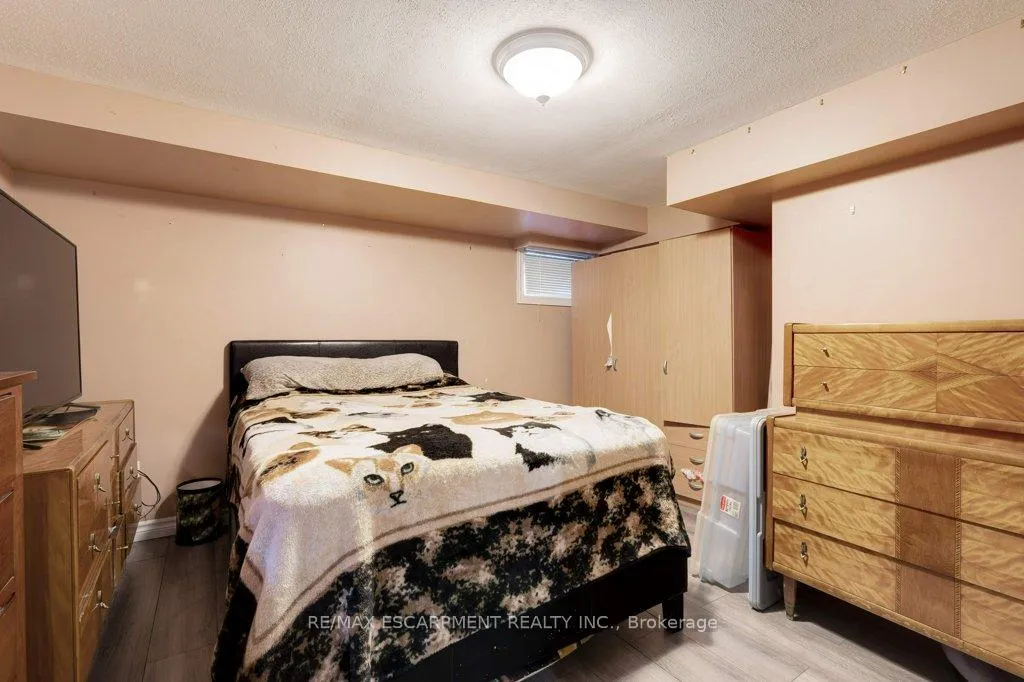 Photo 24 of 139 West 3rd Street, Hamilton, Bonnington — HOMEH