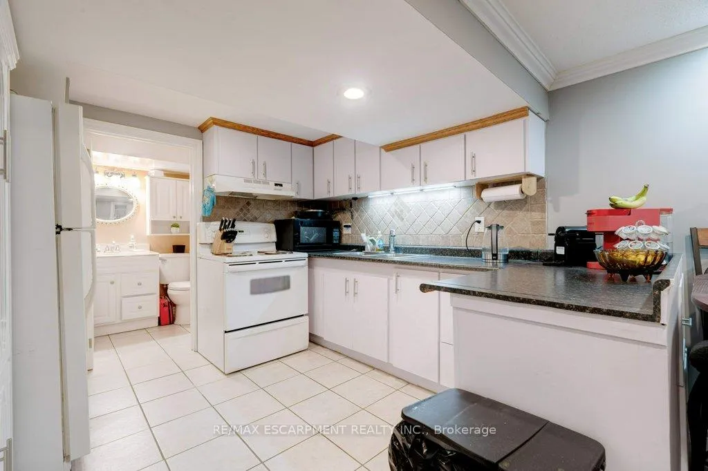 Photo 26 of 139 West 3rd Street, Hamilton, Bonnington — HOMEH