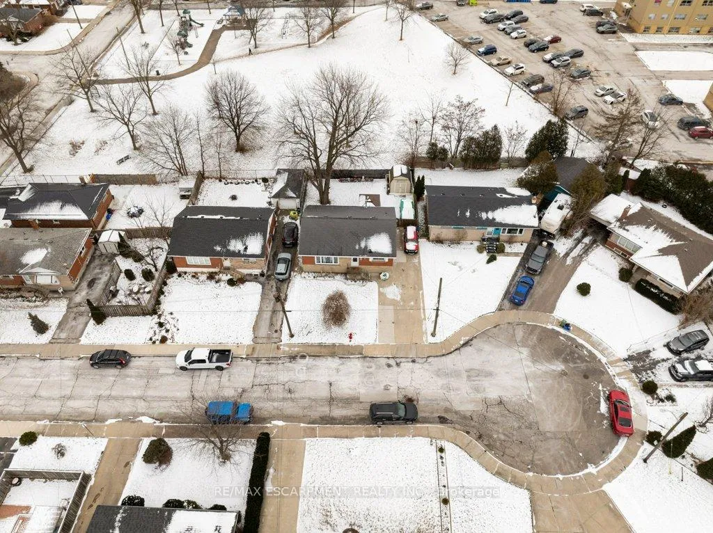 Photo 30 of 139 West 3rd Street, Hamilton, Bonnington — HOMEH