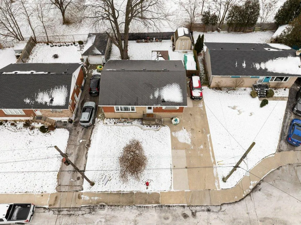 Photo 37 of 139 West 3rd Street, Hamilton, Bonnington — HOMEH