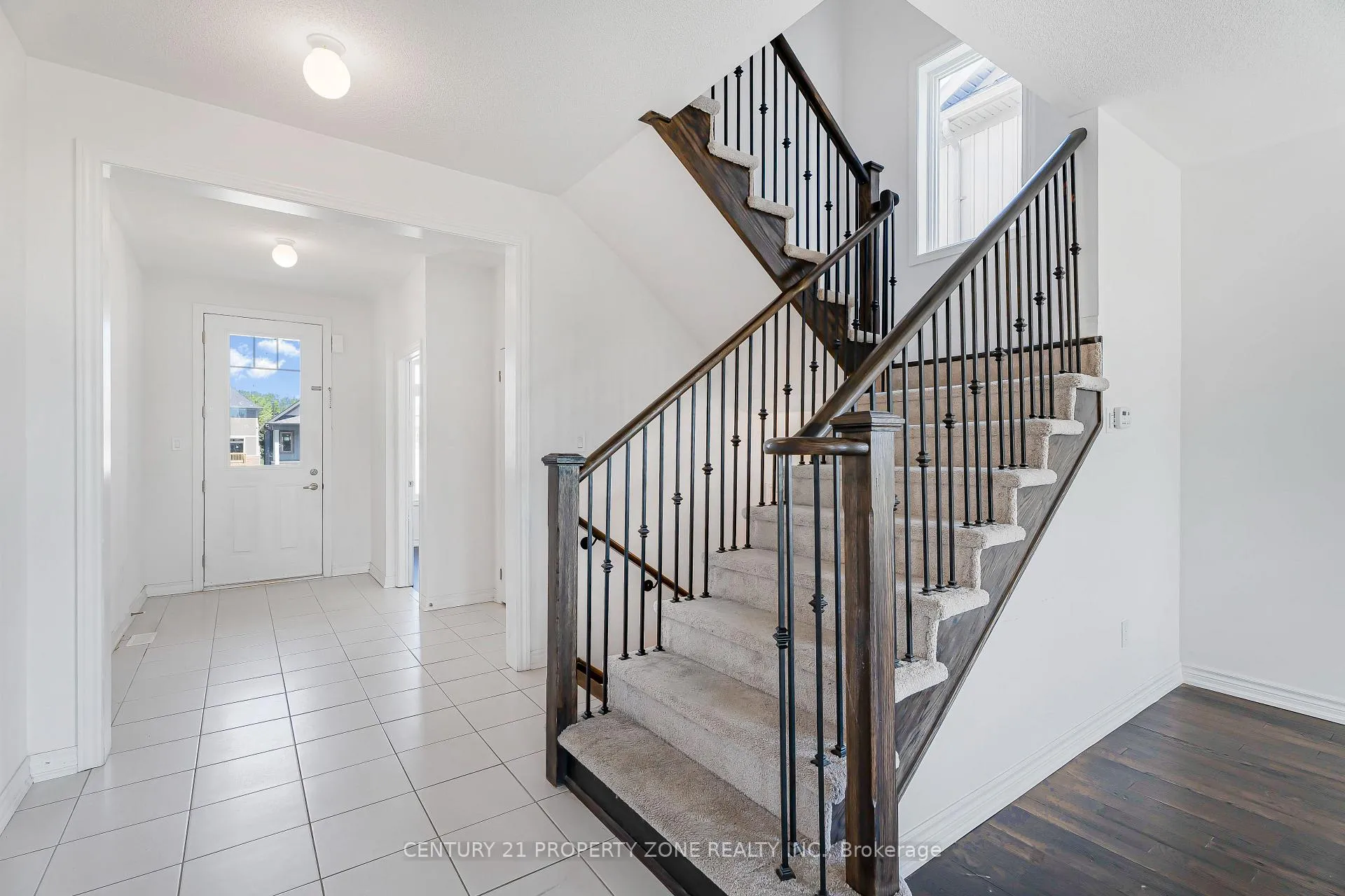 Photo 9 of 259 Duncan Street, Clearview, Stayner — HOMEH