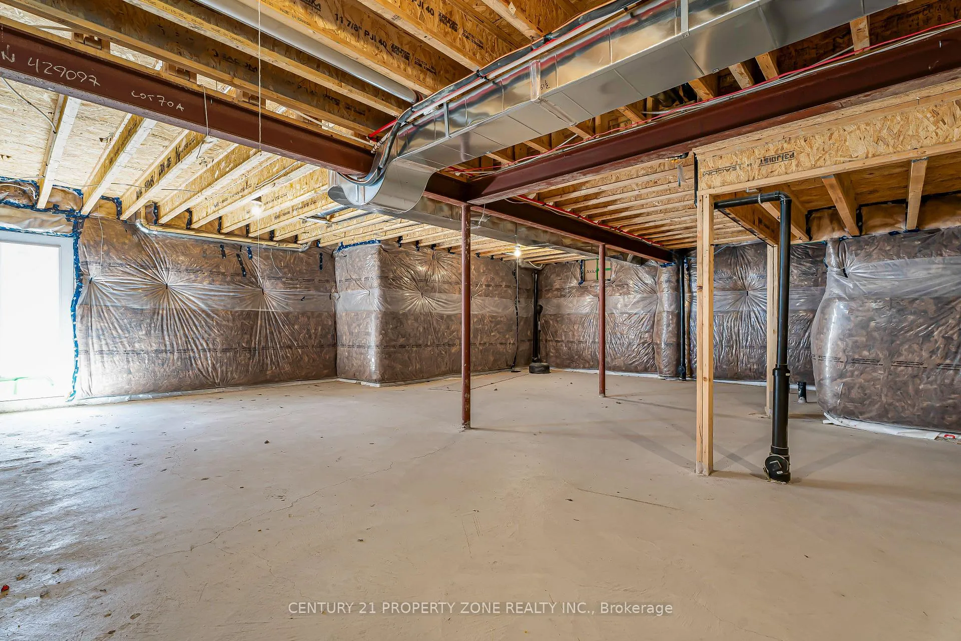 Photo 42 of 259 Duncan Street, Clearview, Stayner — HOMEH