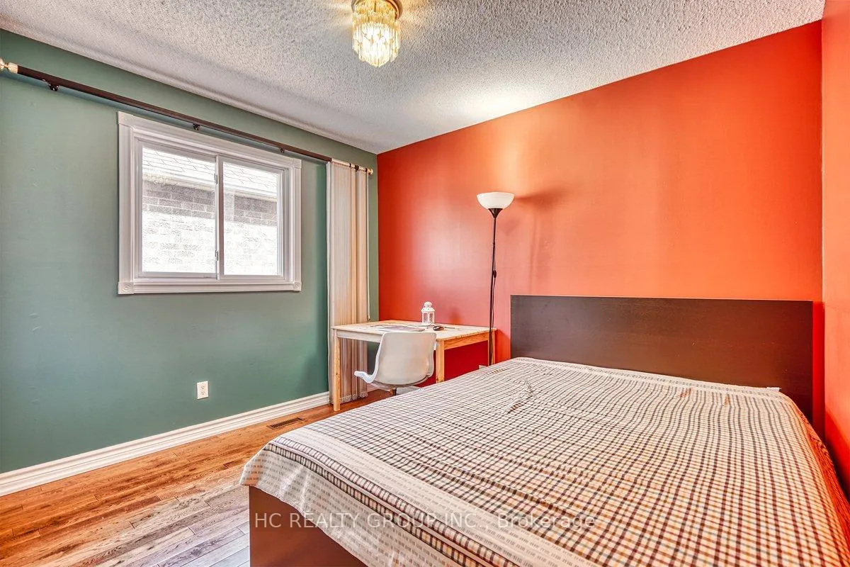 Photo 13 of 63 Ramblewood Lane, Vaughan, Brownridge — HOMEH