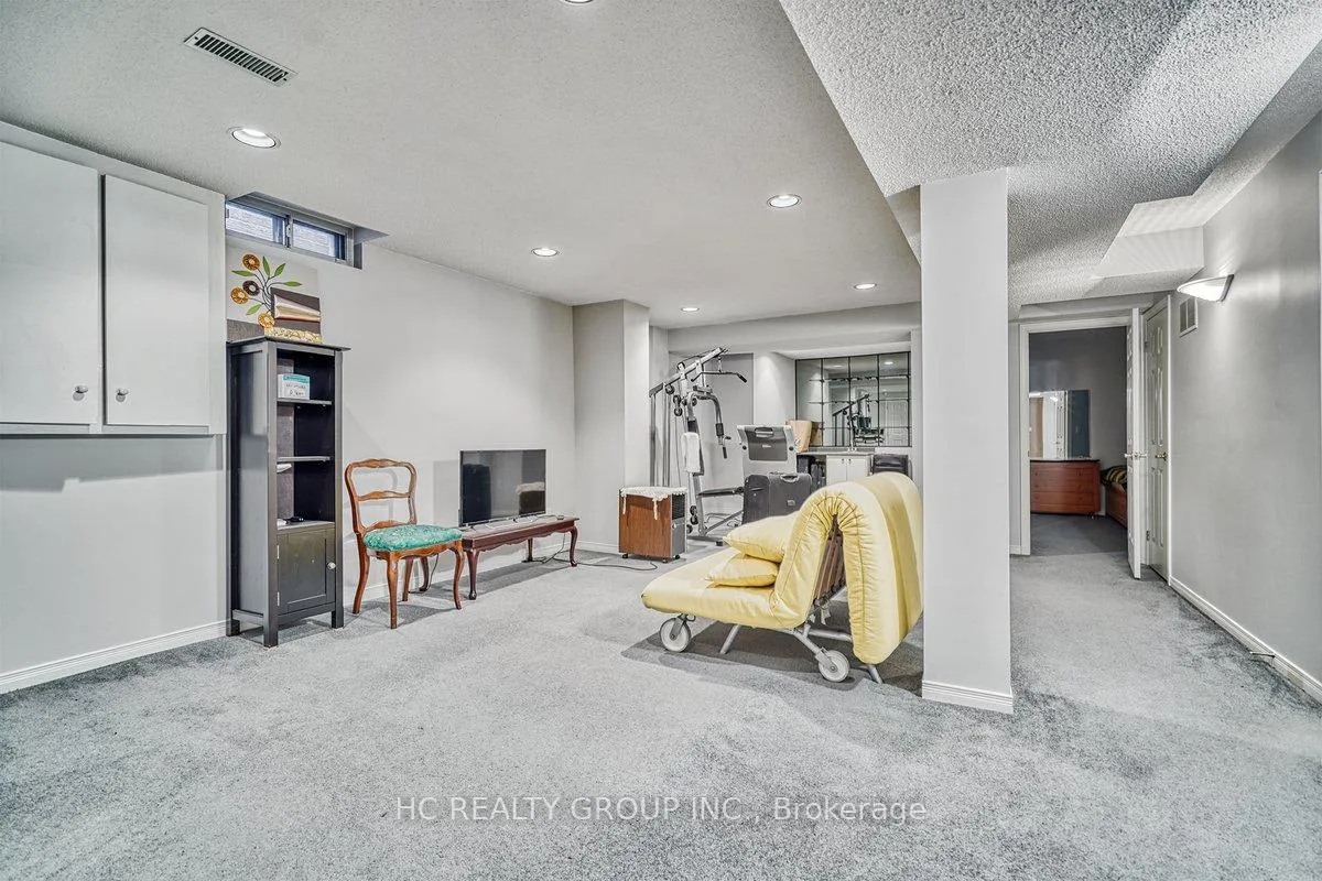 Photo 15 of 63 Ramblewood Lane, Vaughan, Brownridge — HOMEH
