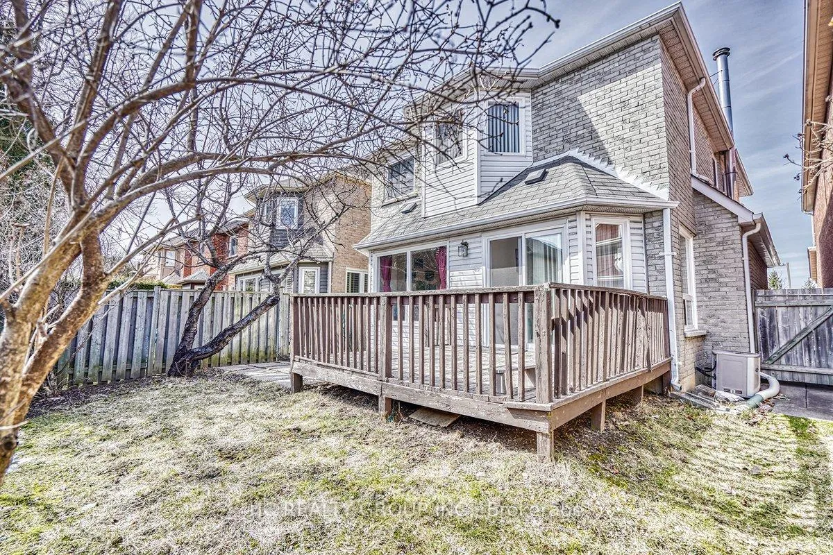 Photo 19 of 63 Ramblewood Lane, Vaughan, Brownridge — HOMEH