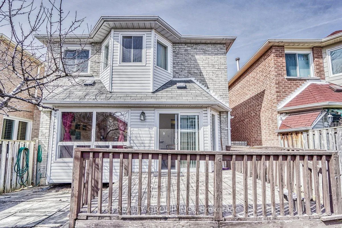 Photo 20 of 63 Ramblewood Lane, Vaughan, Brownridge — HOMEH